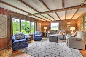 Renovated Farmhouse Less Than 1 Mile to Okemo Mountain!